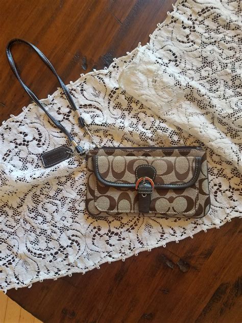 vintage coach wristlet